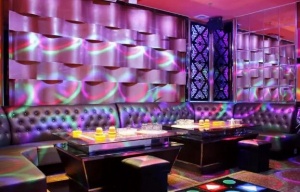 铜川KTV招聘晚班服务员